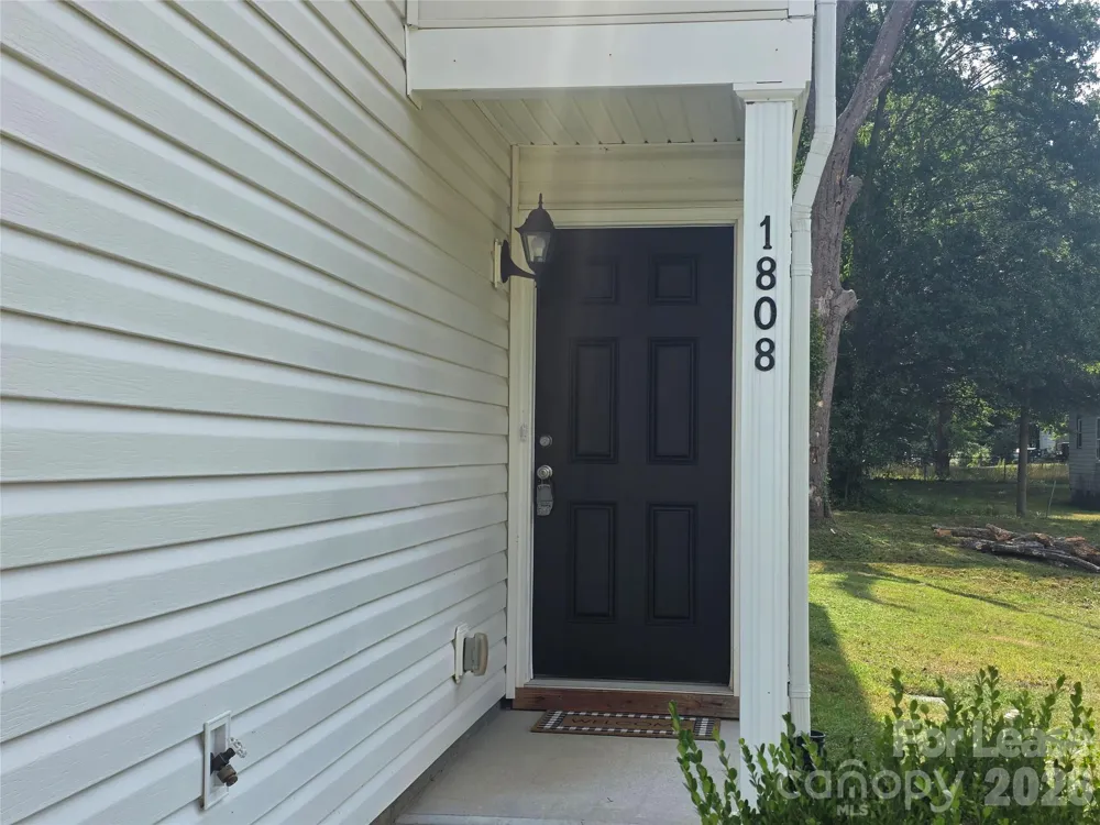 1808 Hart Street Gastonia, NC 28054