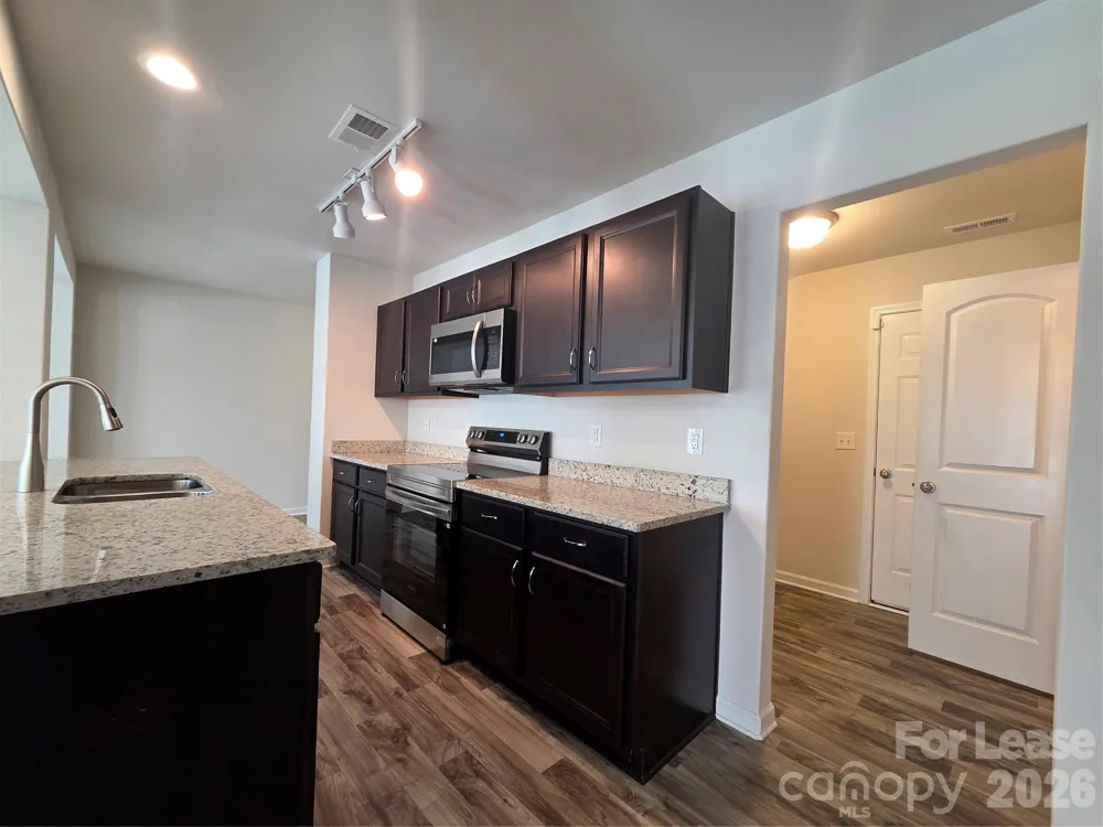1808 Hart Street Gastonia, NC 28054