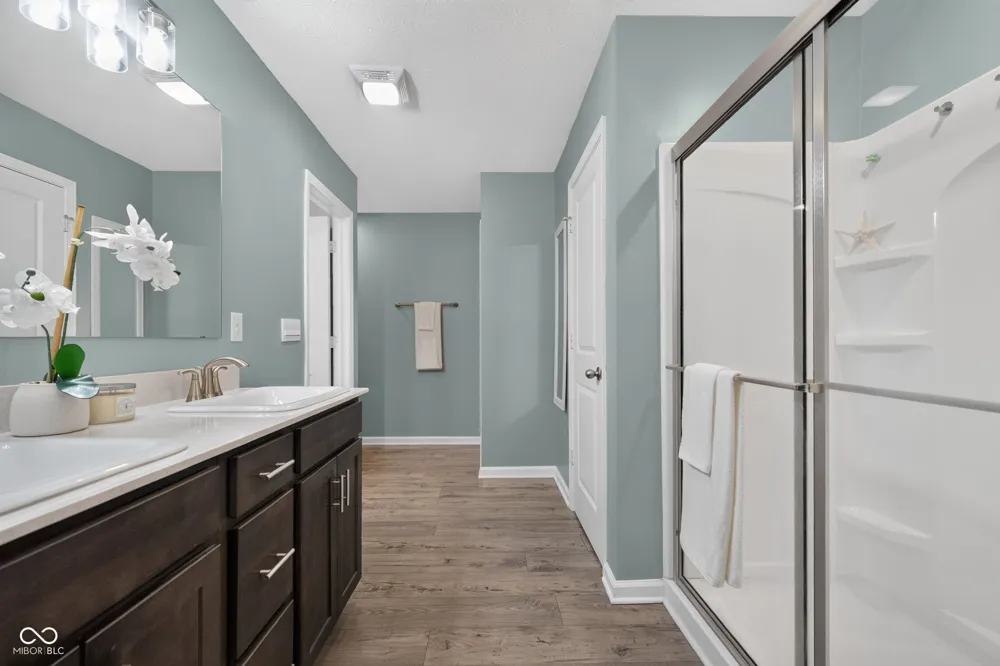 6885 Cardiff Drive McCordsville, IN 46055