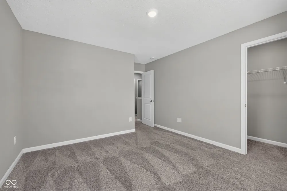 6885 Cardiff Drive McCordsville, IN 46055