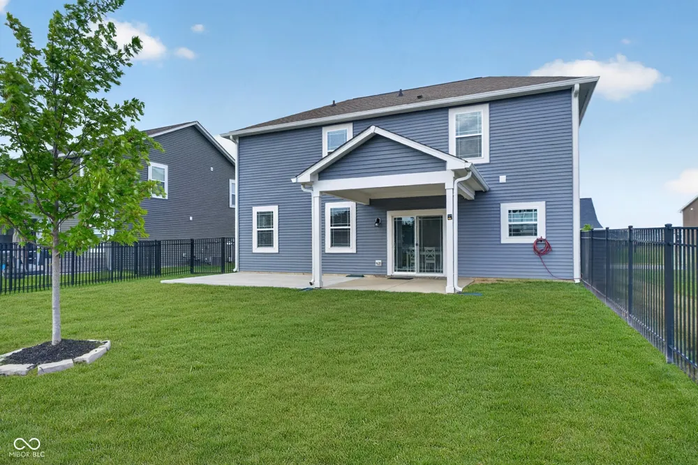 6885 Cardiff Drive McCordsville, IN 46055