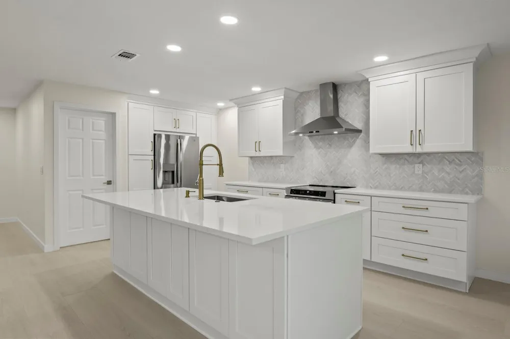 2703 LANCASTER DRIVE Sun City Center, FL 33573