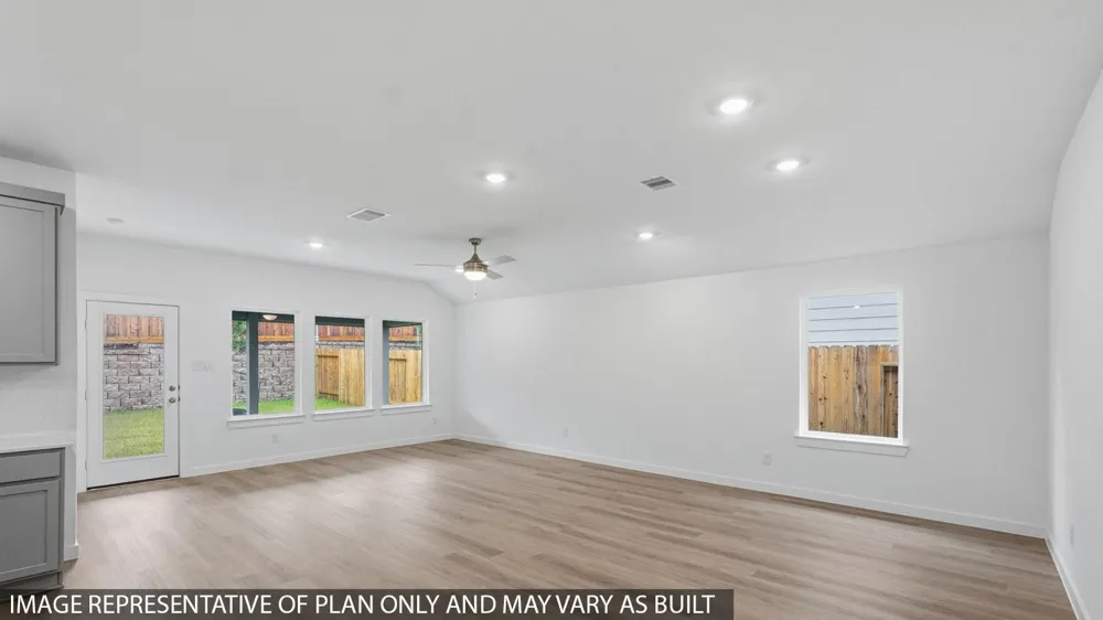 643 Nestor Drive Crosby, TX 77532