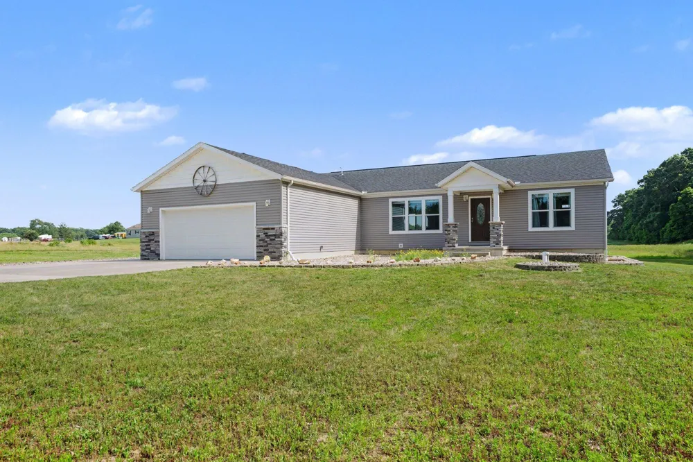 3170 Pine Lake Street Niles, MI 49120