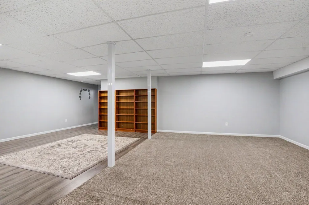 3170 Pine Lake Street Niles, MI 49120