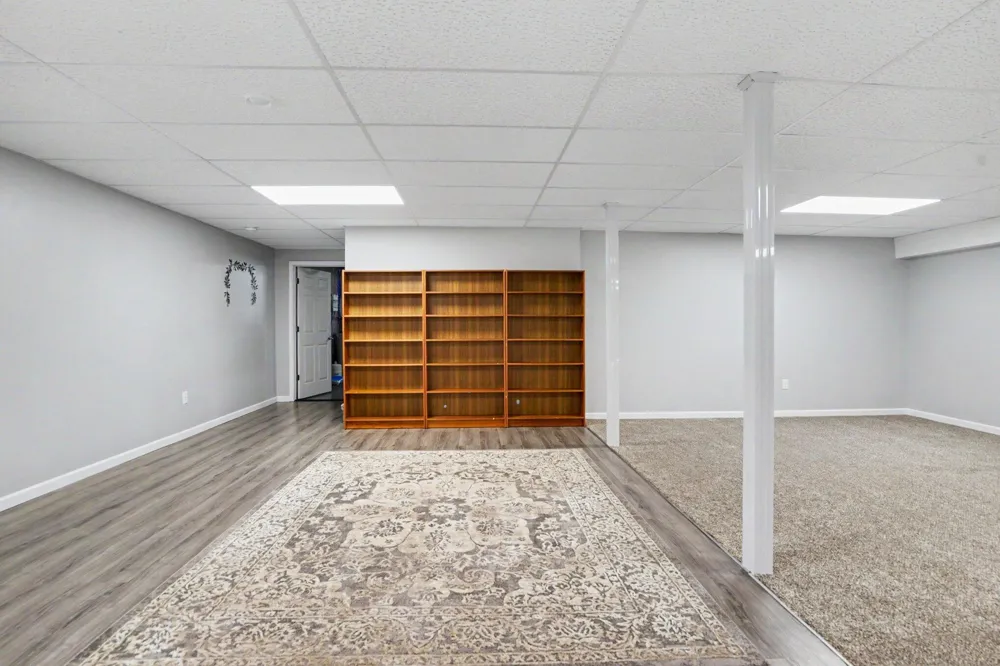 3170 Pine Lake Street Niles, MI 49120