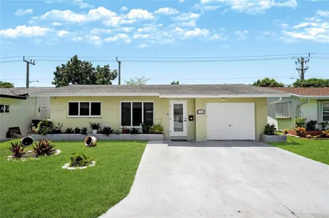 6708 NW 57th Ct