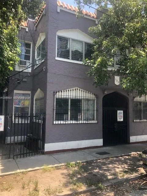 125 NW 7th Ave #1 Miami, FL 33128