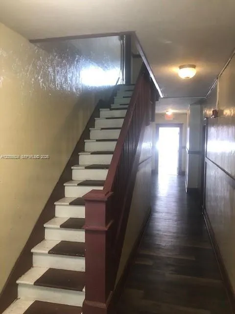 125 NW 7th Ave #1 Miami, FL 33128