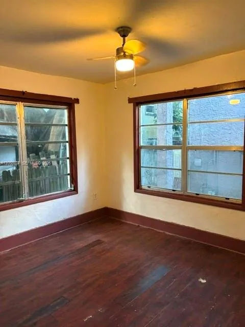 125 NW 7th Ave #1 Miami, FL 33128