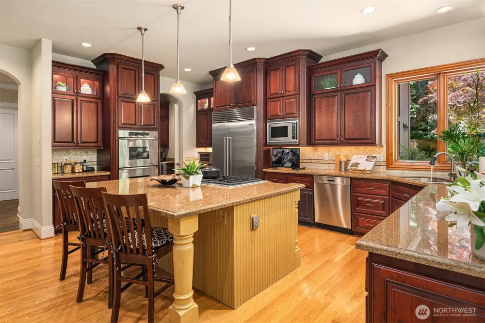 13266 NE 47th Street Bellevue, WA 98005