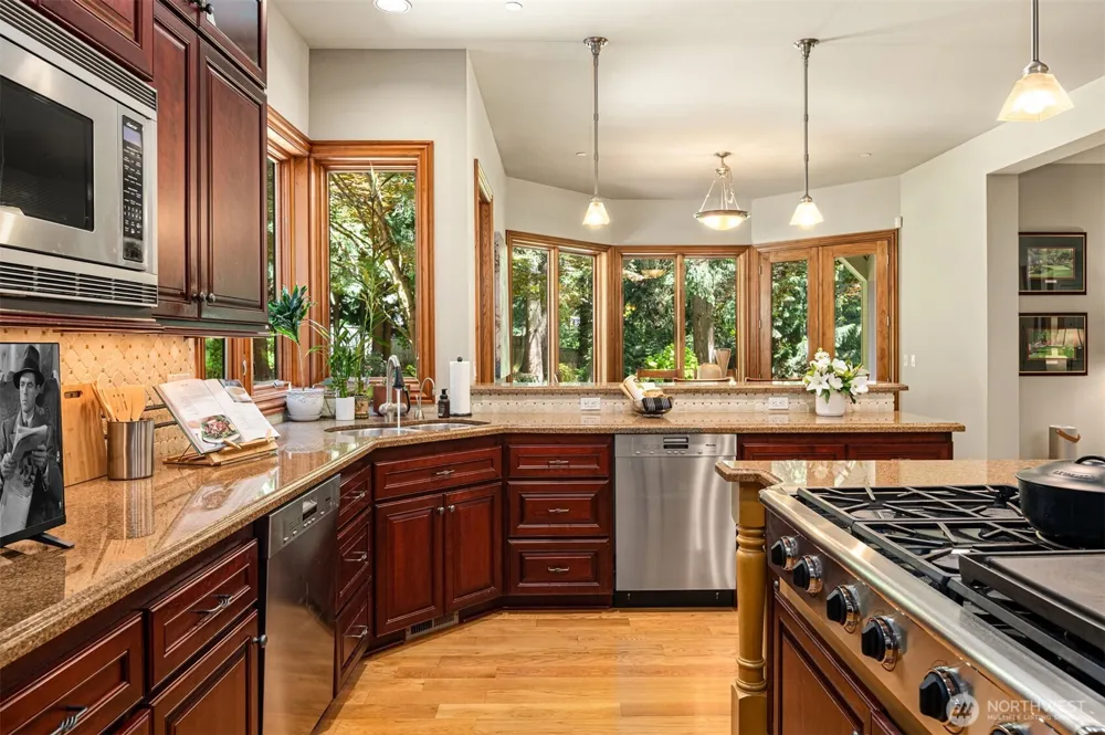 13266 NE 47th Street Bellevue, WA 98005