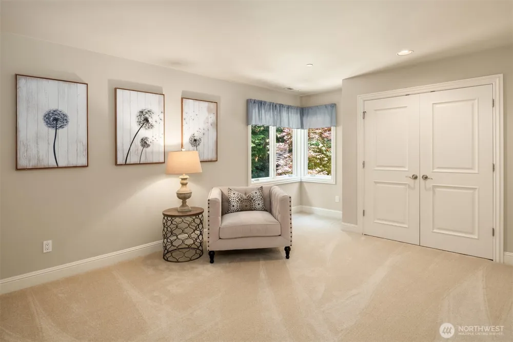13266 NE 47th Street Bellevue, WA 98005