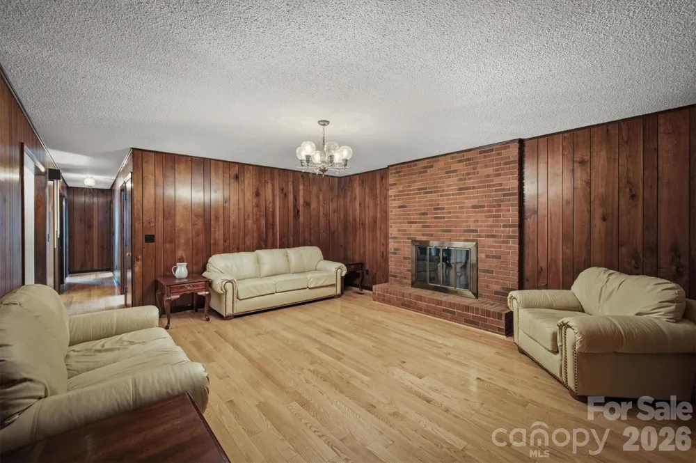 1208 35th Street Place NE #8 Conover, NC 28613