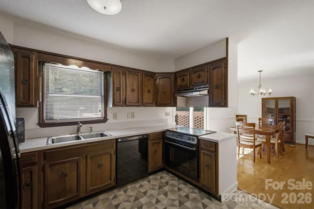 1208 35th Street Place NE #8 Conover, NC 28613