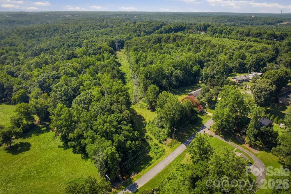 1208 35th Street Place NE #8 Conover, NC 28613