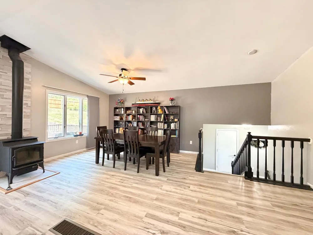 1560 Wabasha Avenue Saint Charles, MN 55972