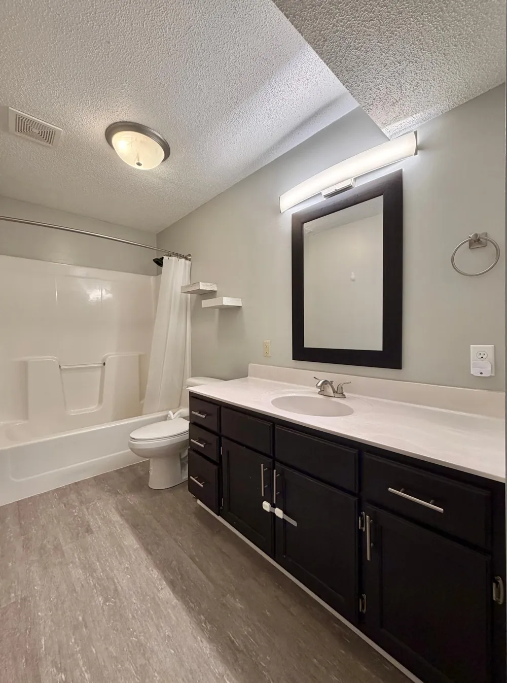 1560 Wabasha Avenue Saint Charles, MN 55972