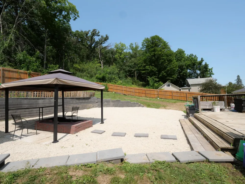 1560 Wabasha Avenue Saint Charles, MN 55972