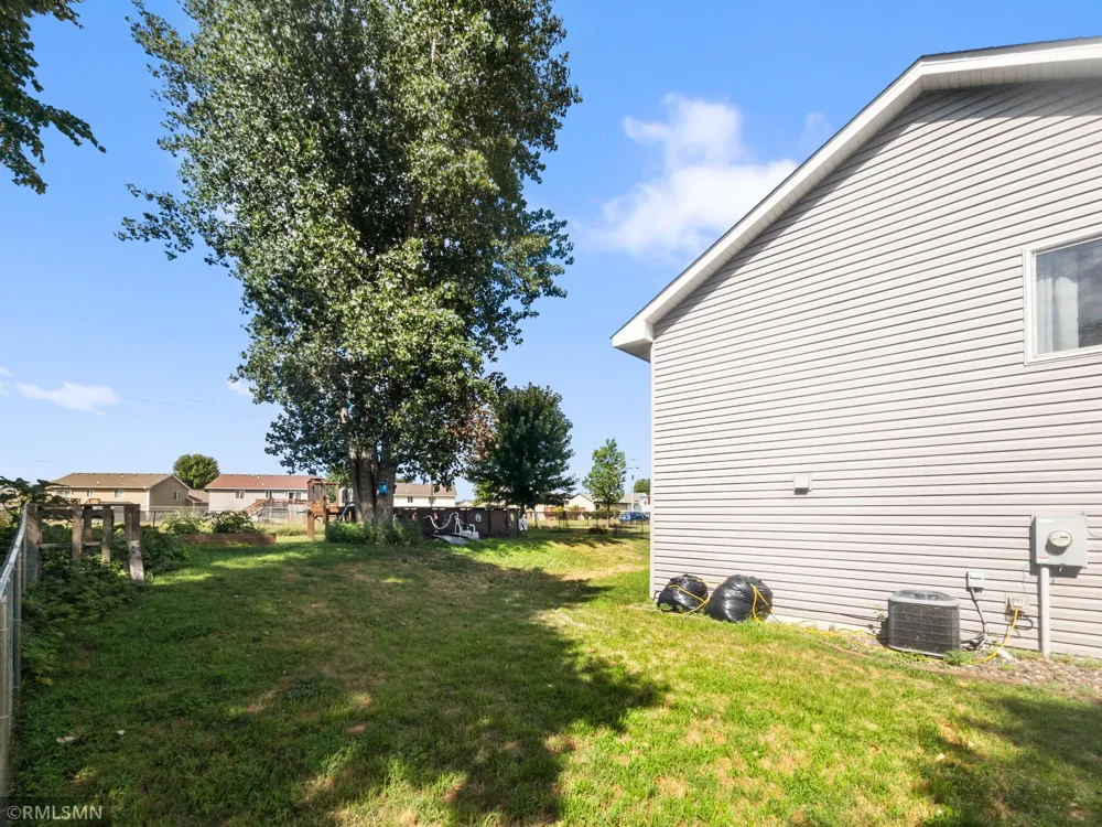759 Park Brook Road NW Isanti, MN 55040