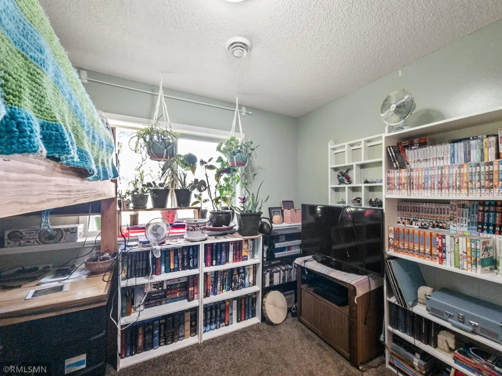 759 Park Brook Road NW Isanti, MN 55040