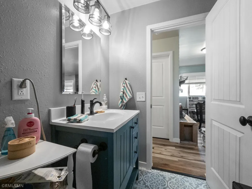 759 Park Brook Road NW Isanti, MN 55040