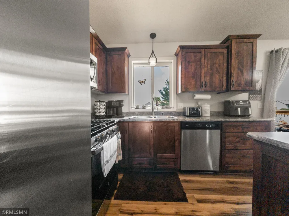 759 Park Brook Road NW Isanti, MN 55040