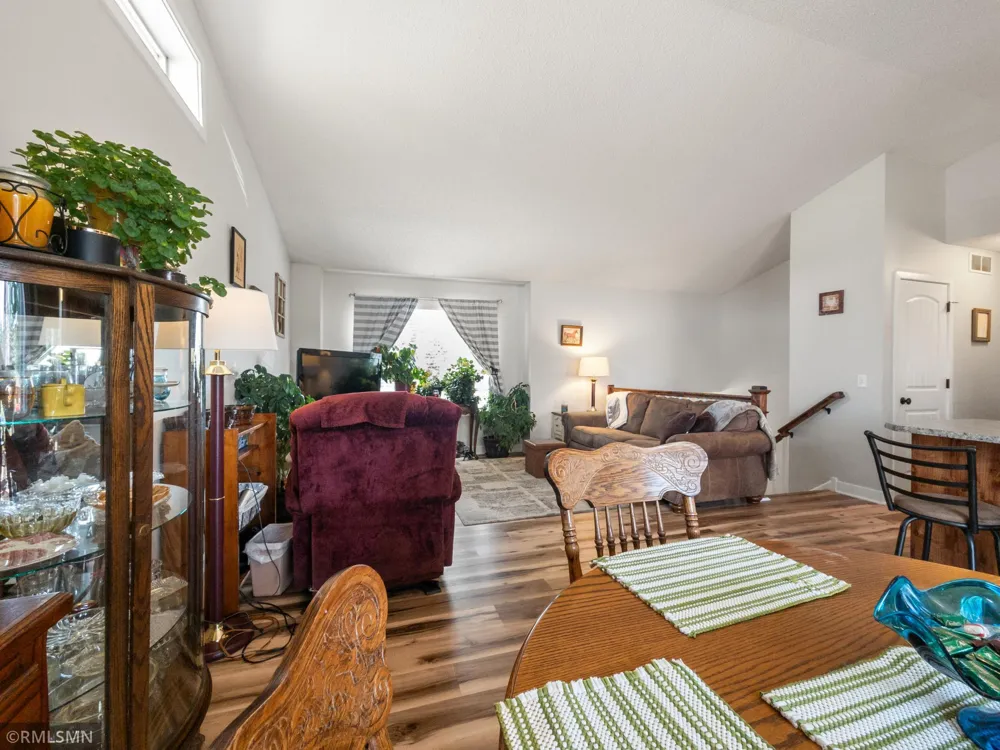 759 Park Brook Road NW Isanti, MN 55040
