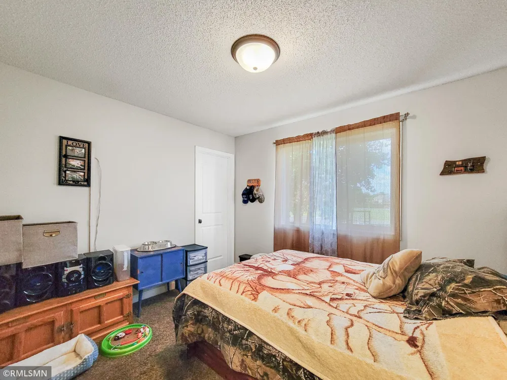 759 Park Brook Road NW Isanti, MN 55040