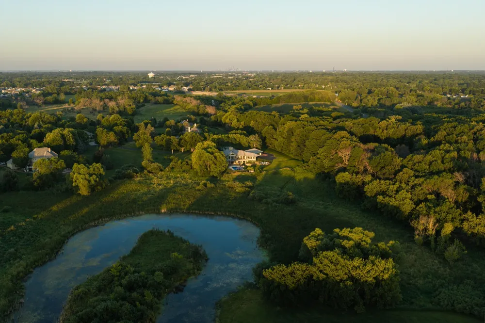 525 Navajo Road W Medina, MN 55340