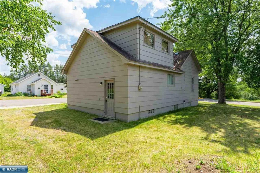 49 Gordon Street Soudan, MN 55782