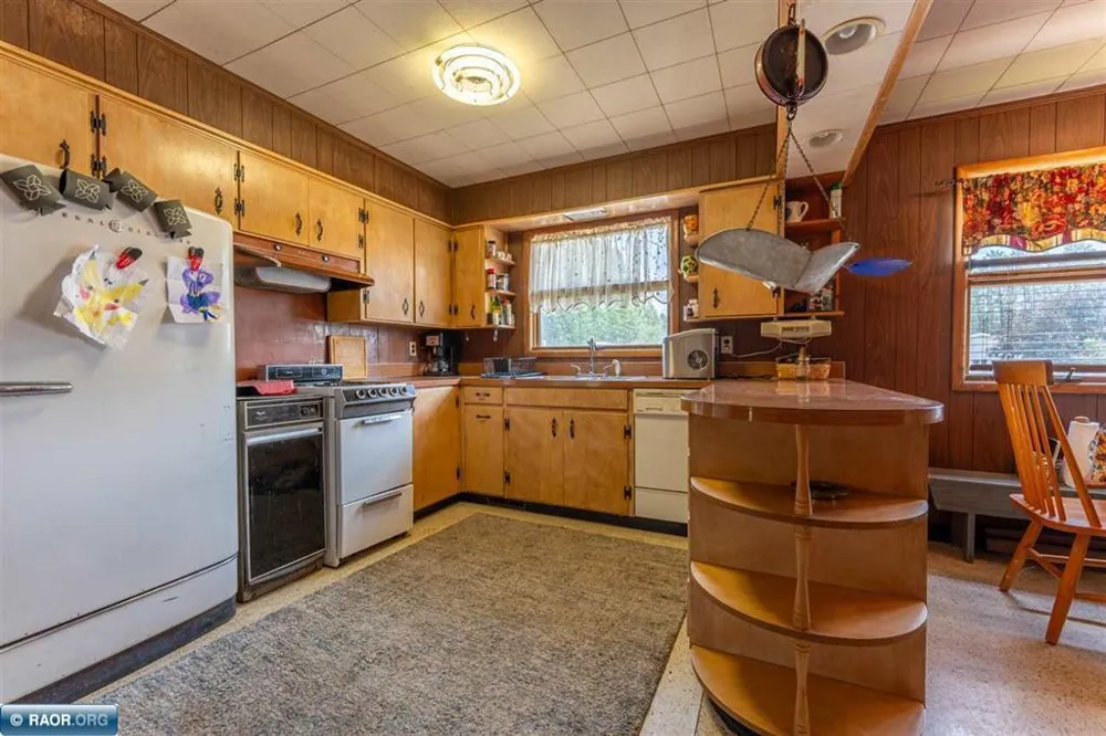 49 Gordon Street Soudan, MN 55782