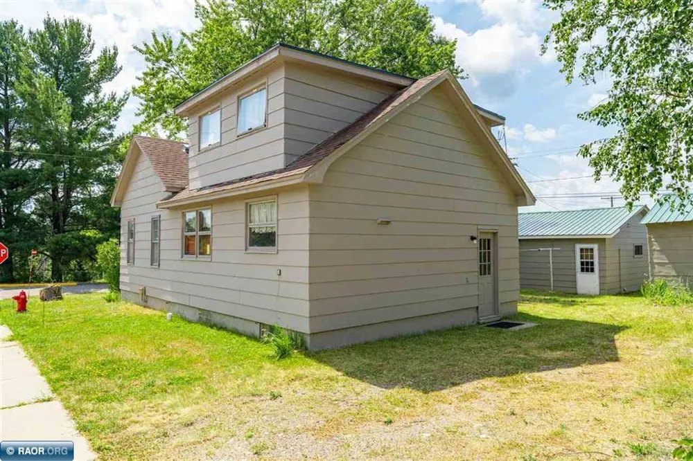 49 Gordon Street Soudan, MN 55782