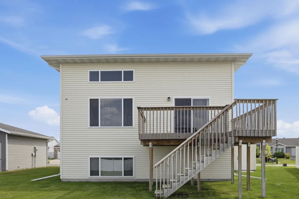 810 Albert Drive W West Fargo, ND 58078