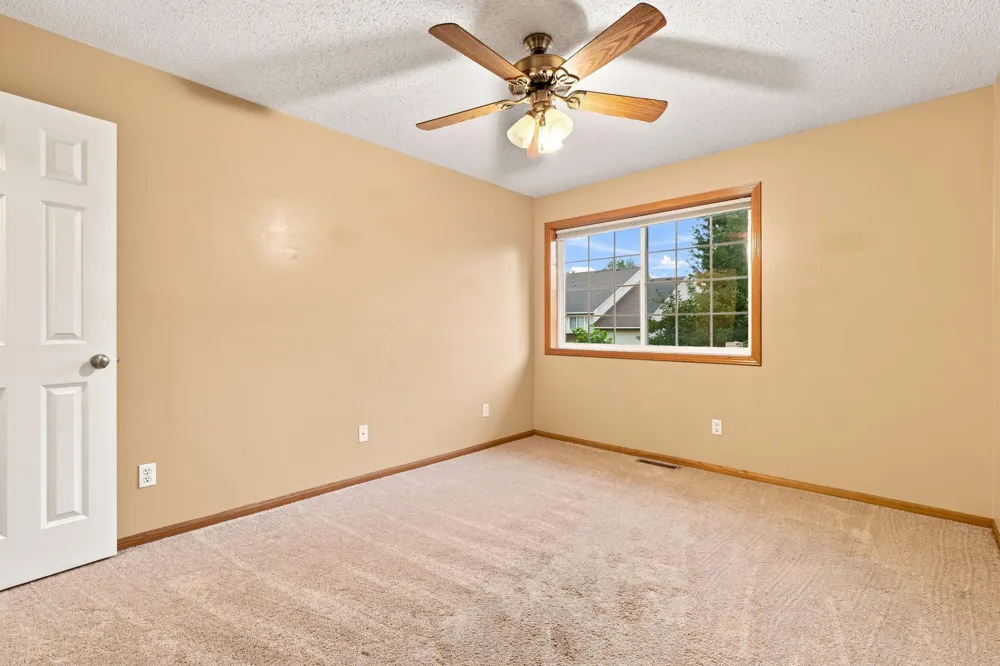 1863 Riverwood Drive #14 Burnsville, MN 55337