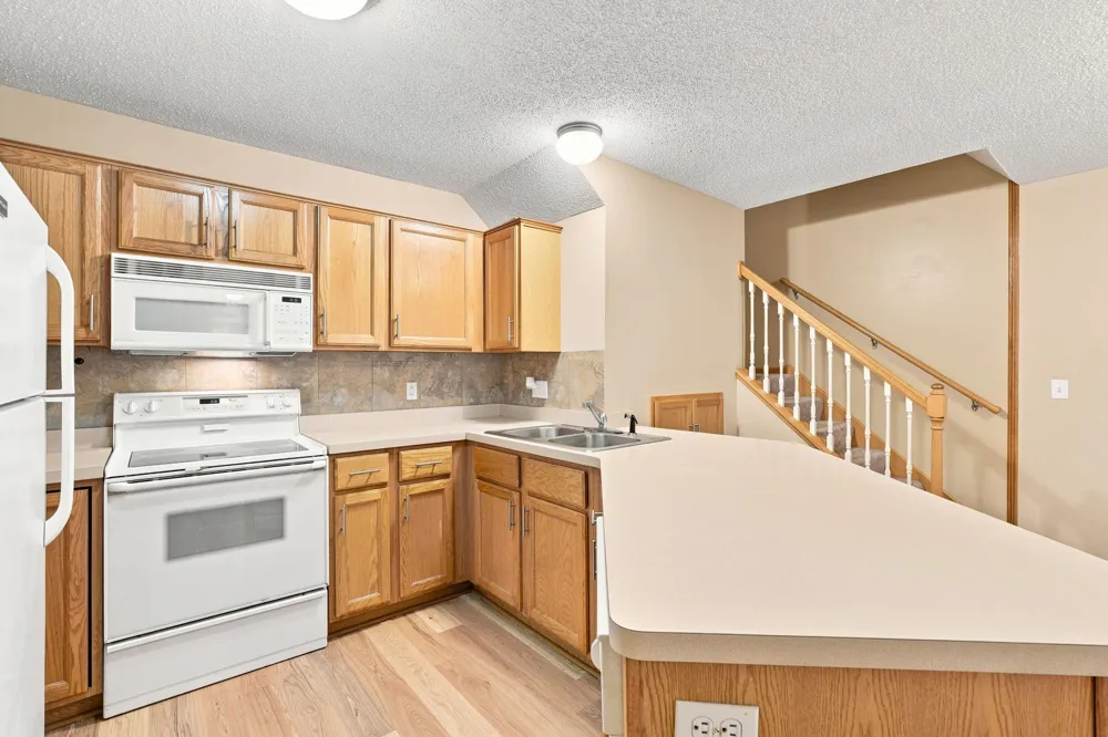 1863 Riverwood Drive #14 Burnsville, MN 55337