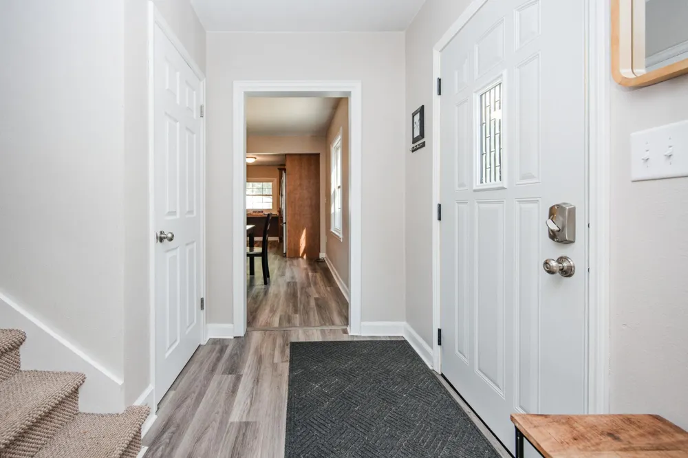 1104 W Lake Drive Detroit Lakes, MN 56501