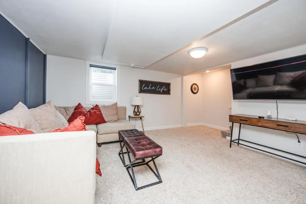 1104 W Lake Drive Detroit Lakes, MN 56501
