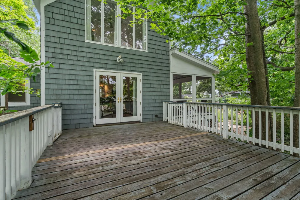 790 Simonson Drive Saugatuck, MI 49453