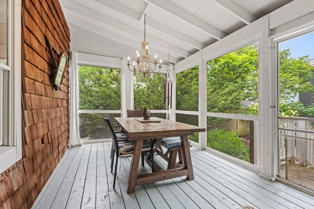 790 Simonson Drive Saugatuck, MI 49453