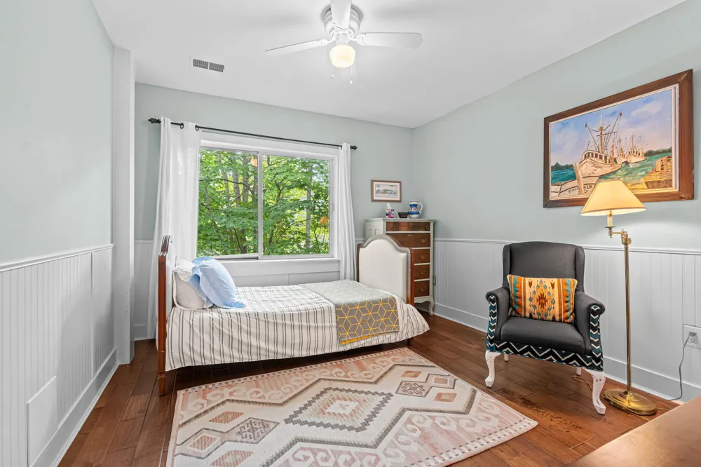 790 Simonson Drive Saugatuck, MI 49453