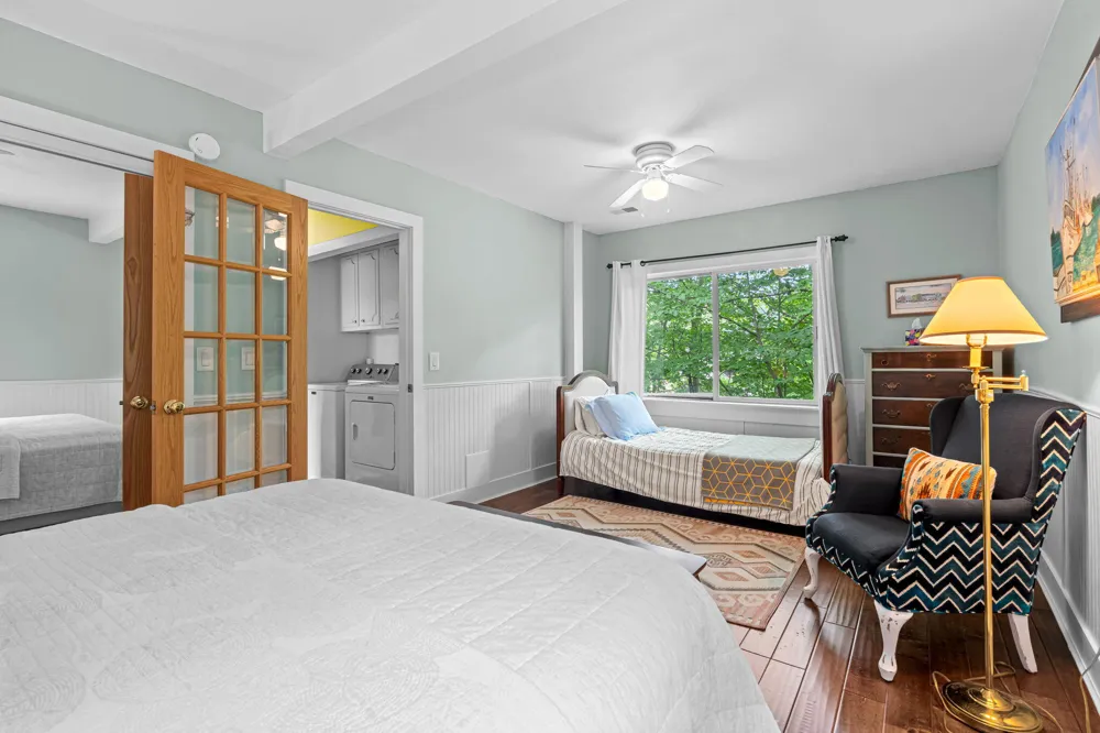 790 Simonson Drive Saugatuck, MI 49453
