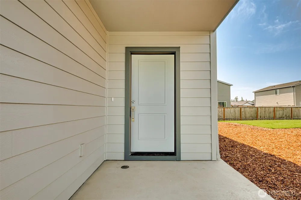 2016 Henderson Way Longview, WA 98632