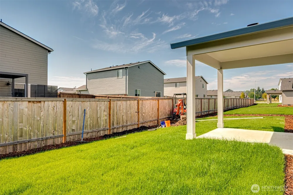 2016 Henderson Way Longview, WA 98632
