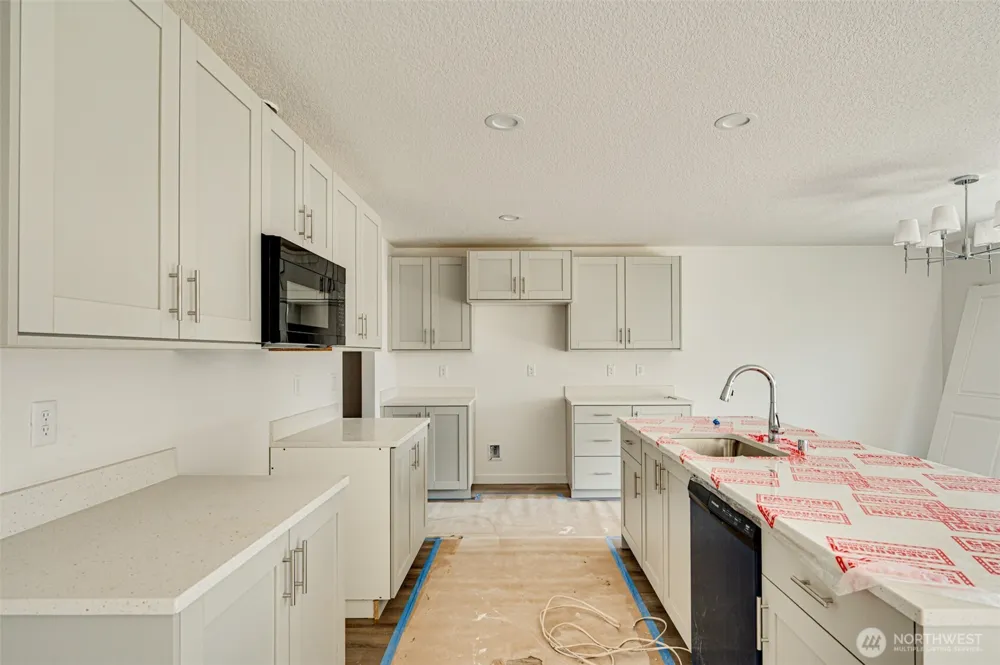 2016 Henderson Way Longview, WA 98632