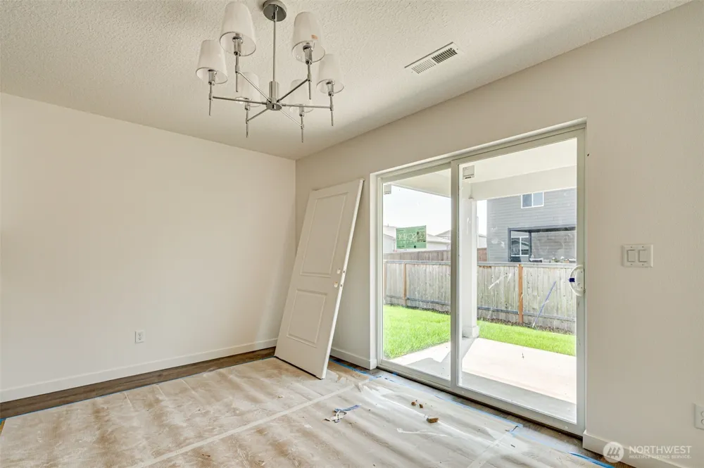 2016 Henderson Way Longview, WA 98632