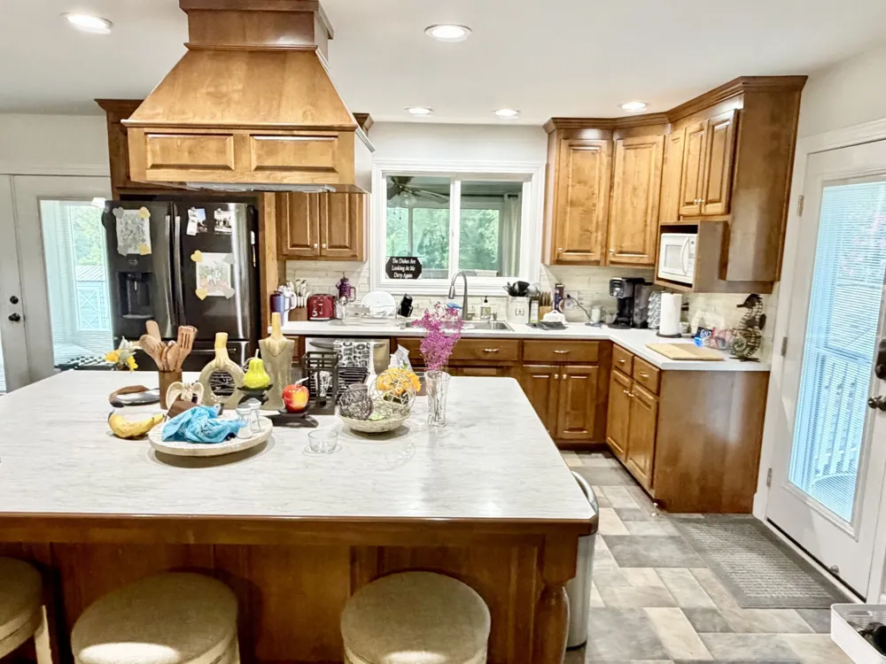 233 Twin Hill Dr Greenville, KY 42345