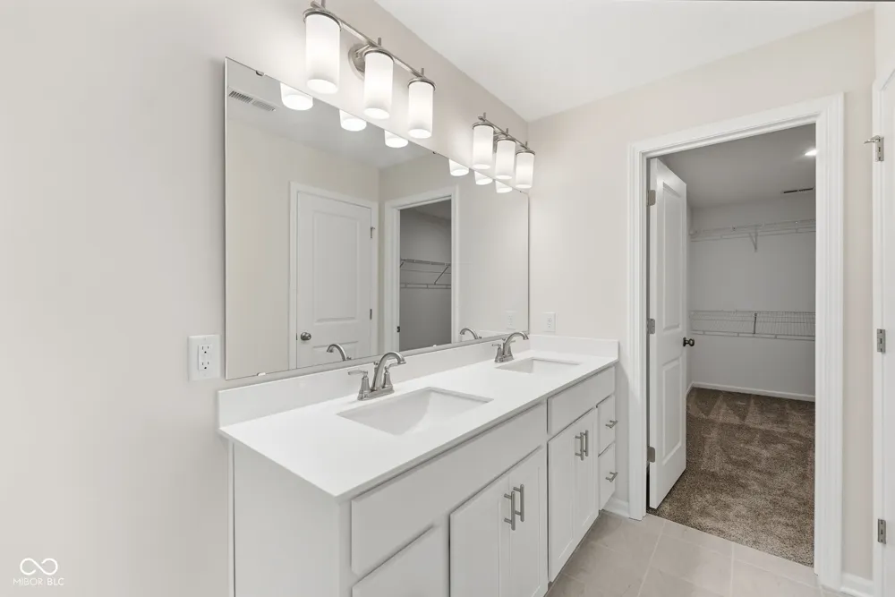 7216 Jackson Drive Cumberland, IN 46229