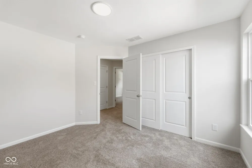 7216 Jackson Drive Cumberland, IN 46229