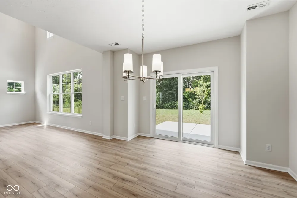7216 Jackson Drive Cumberland, IN 46229
